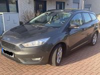 Gebraucht Ford Focus Business Edition 120 PS (88 kW) 2016 Grau Kombi