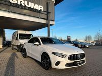 Gebraucht Mercedes A250 Progressive 224 PS (164 kW) 2018 Unilack polarweiß Limousine
