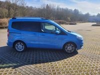 Gebraucht Ford Tourneo Courier Titanium 95 PS (69 kW) 2017 Blau Van / Kleinbus