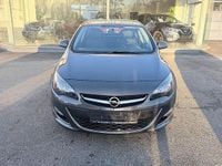 Gebraucht Opel Astra Exklusiv 140 PS (102 kW) 2015 Grau Limousine