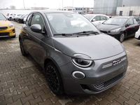 gebraucht Fiat 500e Neuer 500 by Bocelli 2023 42kWh Winter-/Style-Pak.