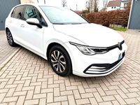 Gebraucht VW Golf VIII Active 81 PS (59 kW) 2021 Weiß Limousine