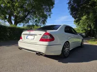 Gebraucht Mercedes E500 Avantgarde 387 PS (284 kW) 2006 Weiß Limousine