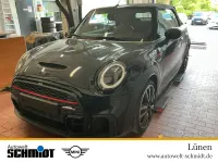 Gebraucht Mini John Cooper Works 231 PS (169 kW) 2023 (schwarz)  midnight black Kleinwagen