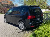 Gebraucht VW Touran 150 PS (110 kW) 2021 Schwarz Van / Kleinbus