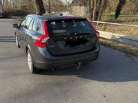 Gebraucht Volvo V60 163 PS (119 kW) 2012 Grau Kombi