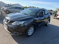 Gebraucht Nissan Qashqai Tekna 131 PS (96 kW) 2017 Schwarz SUV