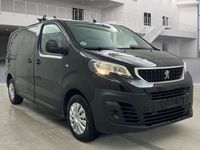 Gebraucht Peugeot Expert Premium 122 PS (89 kW) 2017 Schwarz Van