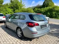 Usata Opel Astra Innovation 140 CV (102 kW) 2013 Argento Station wagon