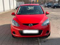 Gebraucht Mazda 2 Inclusive 75 PS (55 kW) 2010 Rot Kleinwagen