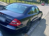 Second-hand Mercedes E200 163 CP (119 kW) 2003 Andere farben Berlinǎ