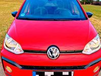 Używany VW up! high up! 90 KM (66 kW) 2018 Czerwony Hatchback