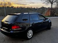 Gebraucht VW Golf VI 105 PS (77 kW) 2011 Schwarz Kleinwagen
