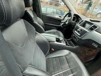 Gebraucht Mercedes ML250 204 PS (150 kW) 2013 Palladiumsilber SUV