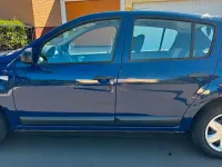 Gebraucht Dacia Sandero 75 PS (55 kW) 2010 Blau Kleinwagen