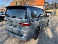 Neu VW Multivan Edition 150 PS (110 kW) 2026 Grau Van