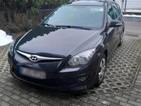 Gebraucht Hyundai i30 90 PS (66 kW) 2011 Schwarz Kombi