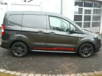 Używany Ford Courier Sport 101 KM (74 kW) 2017 Szary Minivan