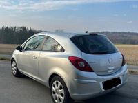 Gebraucht Opel Corsa 69 PS (50 kW) 2010 Silber Kleinwagen