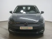 Gebraucht VW Golf VIII Style 150 PS (110 kW) 2022 Delfingrau Limousine