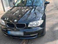 Gebraucht BMW 118 122 PS (89 kW) 2005 Schwarz Kleinwagen
