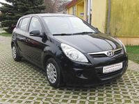 Gebraucht Hyundai i20 Classic 77 PS (56 kW) 2012 Schwarz Limousine