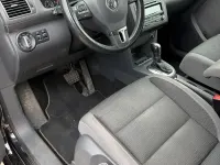 Gebraucht VW Touran 105 PS (77 kW) 2012 Schwarz Van / Kleinbus