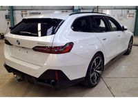 Gebraucht BMW 540 Performance 286 PS (210 kW) 2025 Weiss Kombi