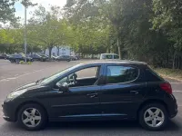 Gebraucht Peugeot 207 95 PS (69 kW) 2009 Schwarz Limousine