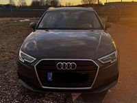 Gebraucht Audi A3 Sportback 150 PS (110 kW) 2018 Grau Kleinwagen
