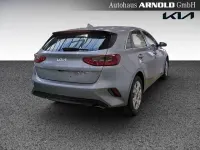 Gebraucht Kia Ceed Comfort 140 PS (102 kW) 2025 Lunarsilber Kleinwagen