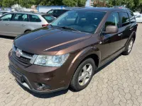 Gebraucht Fiat Freemont 170 PS (125 kW) 2012 Braun SUV
