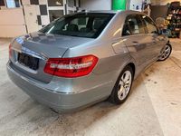 Gebraucht Mercedes E350 231 PS (169 kW) 2009 Silber Limousine