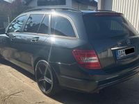 Gebraucht Mercedes C200 Elegance 136 PS (100 kW) 2012 Schwarz Kombi