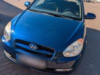 Gebraucht Hyundai Accent 97 PS (71 kW) 2007 Blau Kleinwagen