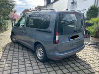 Gebraucht VW Caddy Life 114 PS (83 kW) 2023 Grau Van / Kleinbus