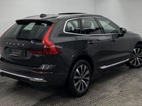 Usado Volvo XC60 Plus 271 HP (199 kW) 2023 Cinzento SUV