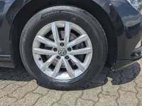 Gebraucht VW Passat Comfortline 150 PS (110 kW) 2019 Deep black perleffekt Kombi