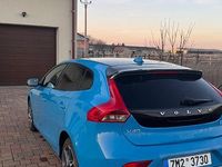 Gebraucht Volvo V40 R-Design 190 PS (139 kW) 2015 Blau Limousine