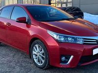Gebraucht Toyota Corolla Multidrive S 132 PS (97 kW) 2014 Rot Limousine