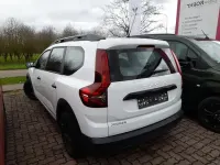 Gebraucht Dacia Jogger Expression 101 PS (74 kW) 2023 Gletscherweiß gletscherweiß Van / Kleinbus