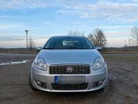 Gebraucht Fiat Linea 120 PS (88 kW) 2008 Silber Limousine