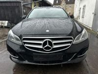 Gebraucht Mercedes E220 170 PS (125 kW) 2013 Schwarz Limousine