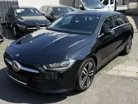 Gebraucht Mercedes CLA180 136 PS (100 kW) 2022 Kosmosschwarz Limousine