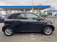 Gebraucht Smart ForFour 90 PS (66 kW) 2019 Schwarz Kleinwagen