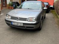 Gebraucht VW Golf IV 101 PS (74 kW) 2002 Silber Kleinwagen