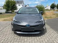 Gebraucht Toyota Prius Comfort 122 PS (89 kW) 2017 Grau Limousine