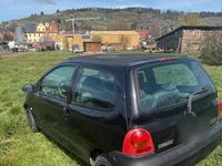 Second-hand Renault Twingo 58 CP (42 kW) 2000 Negru Hatchback