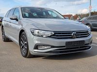 Gebraucht VW Passat Highline 200 PS (147 kW) 2022 Grau Kombi