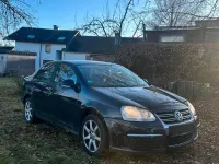 Gebraucht VW Jetta 102 PS (75 kW) 2005 Schwarz Limousine